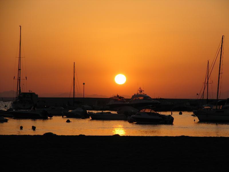 Apartamentos Tesy La Manga del Mar Menor Exterior foto